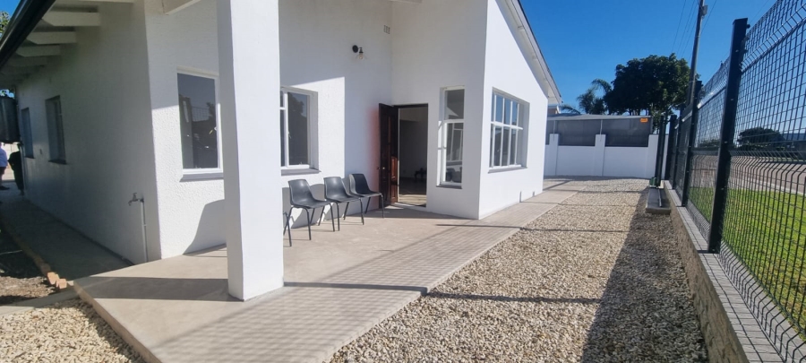 4 Bedroom Property for Sale in Da Nova Western Cape